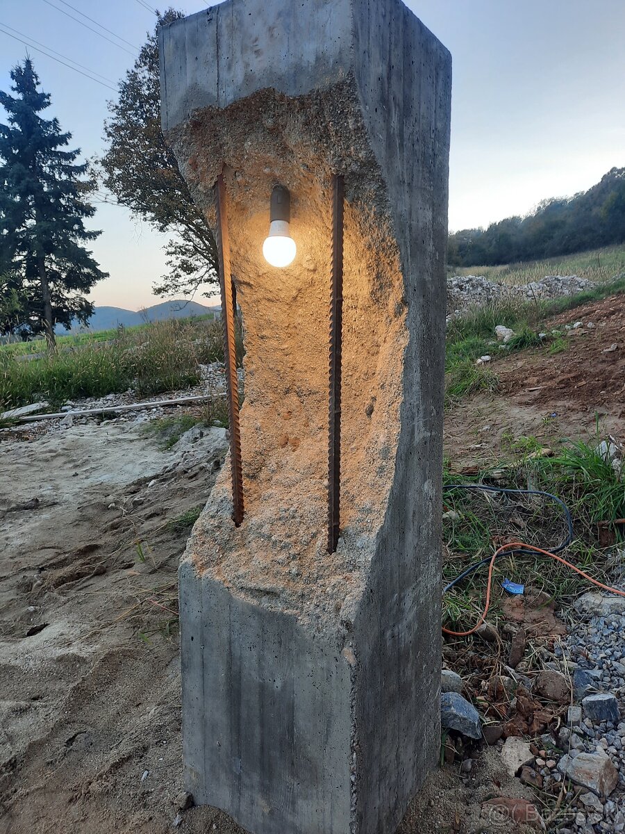 Betónová lampa