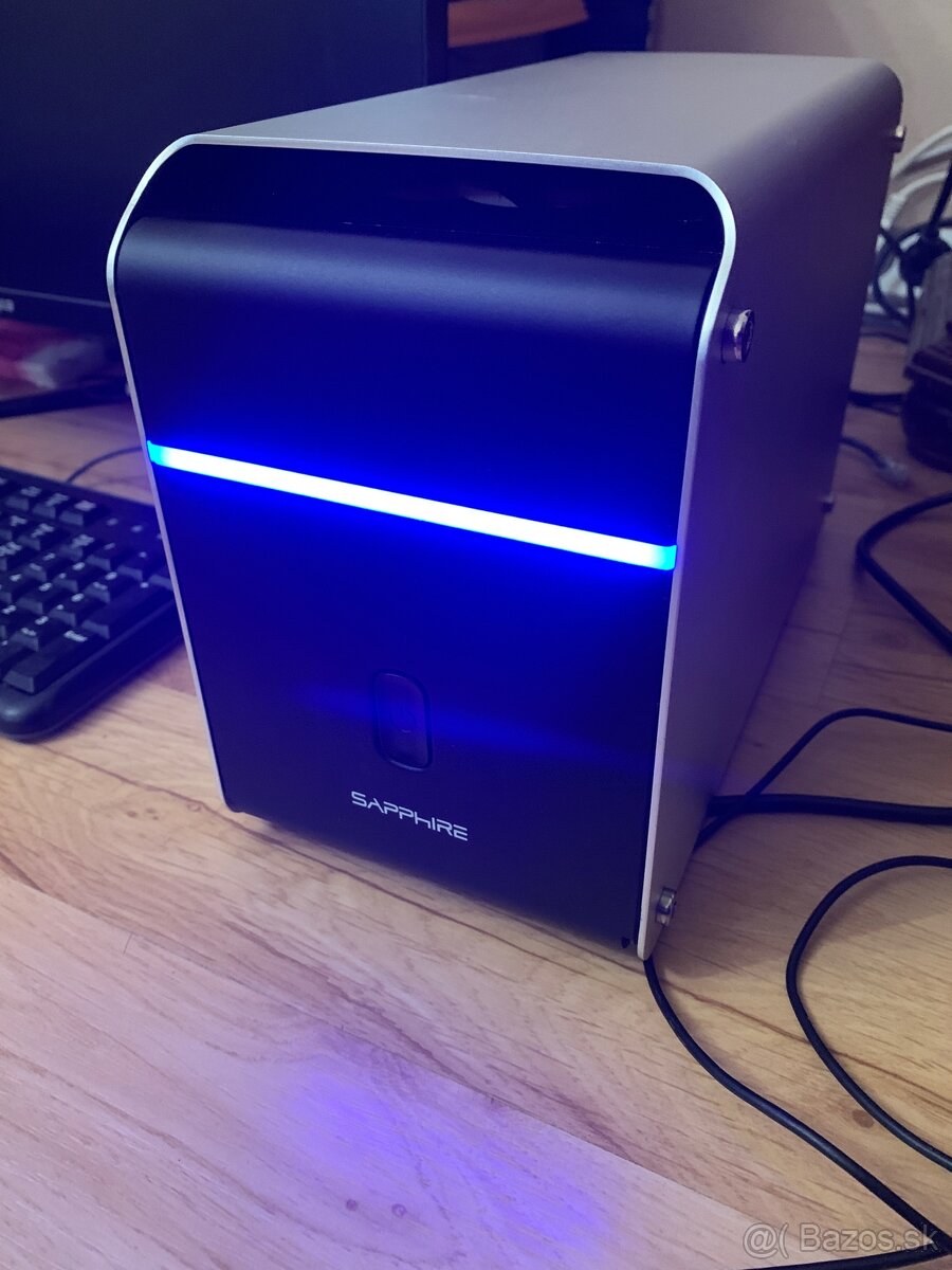 eGPU Sapphire GearBox eGFX Solution