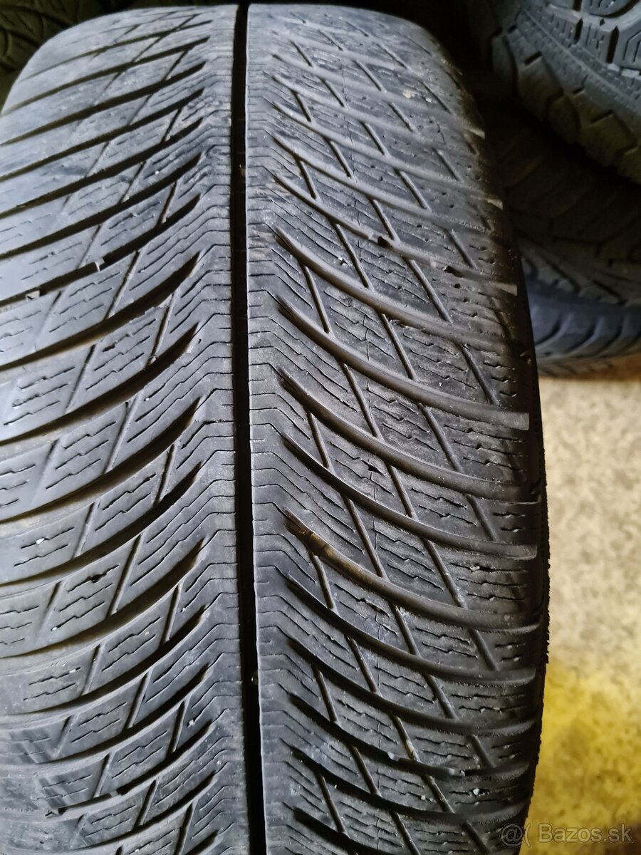 235/45 R18 Michelin Predané