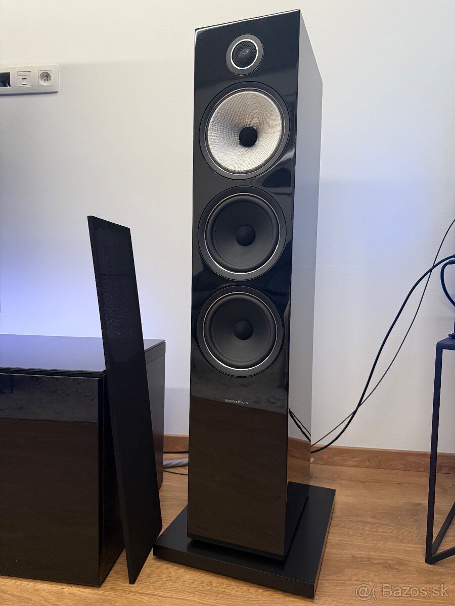 Bowers & wilkins 703 S2