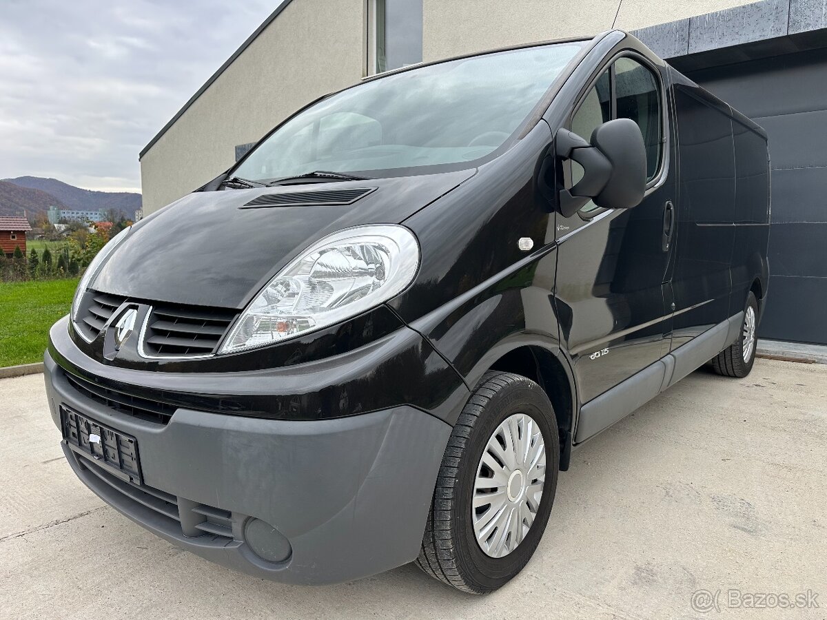 Renault Trafic 2.0DCi 3-miestny Long r.v 2013