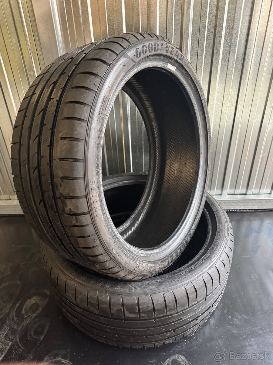 Letné Pneumatiky 255/35 R19 GoodYear Eagle F1 Runflat