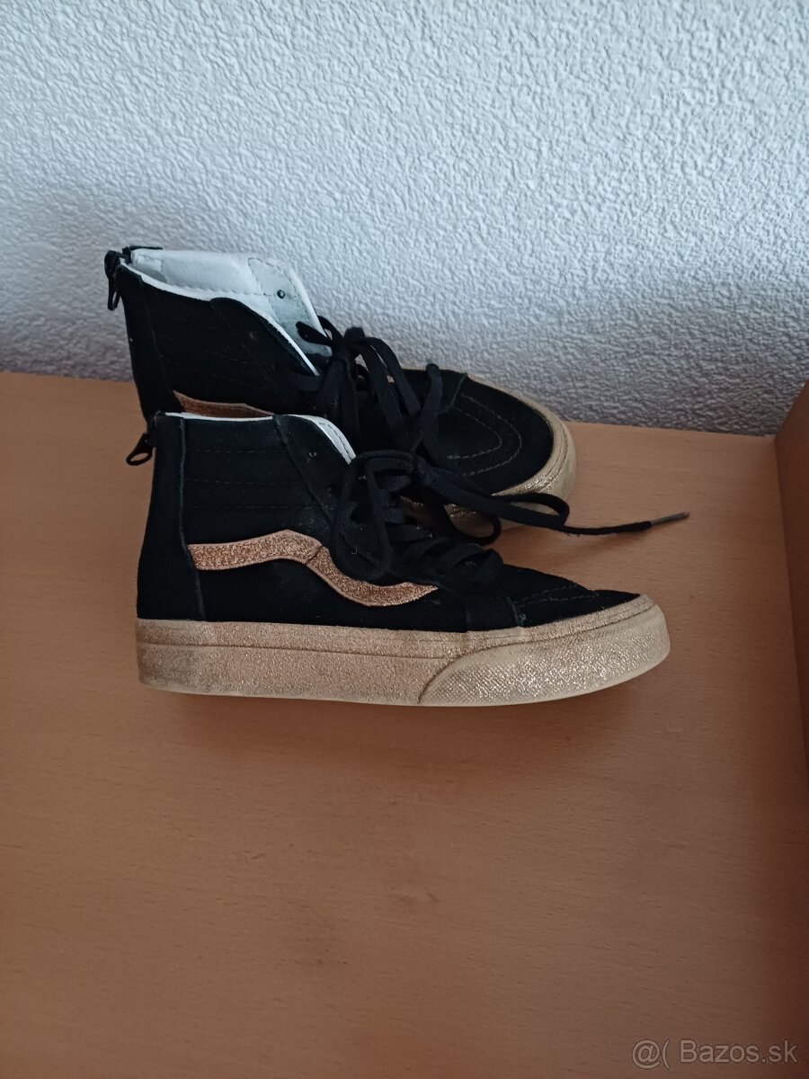 Dievčenské tenisky Vans č.30,5