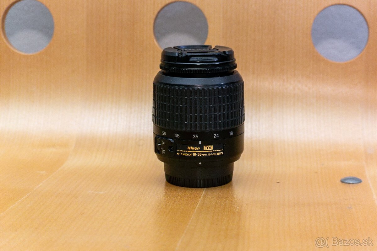 Nikon AF-S DX Nikkor 18-55mm f/3.5-5.6G ED