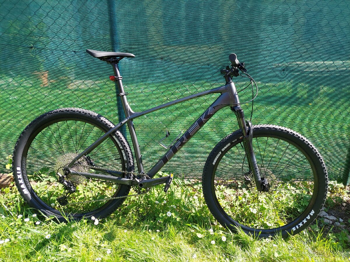 TREK X-Caliber 8 2023 XXL Deore XT záruka 18 mesiacov