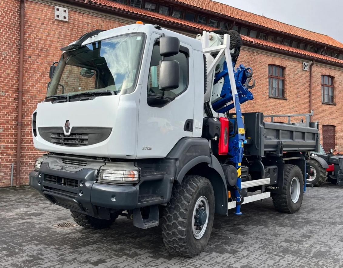 8245 - Renault KERAX 370 - 4x4 – Sklápěč S2 + Bordmatik + HR