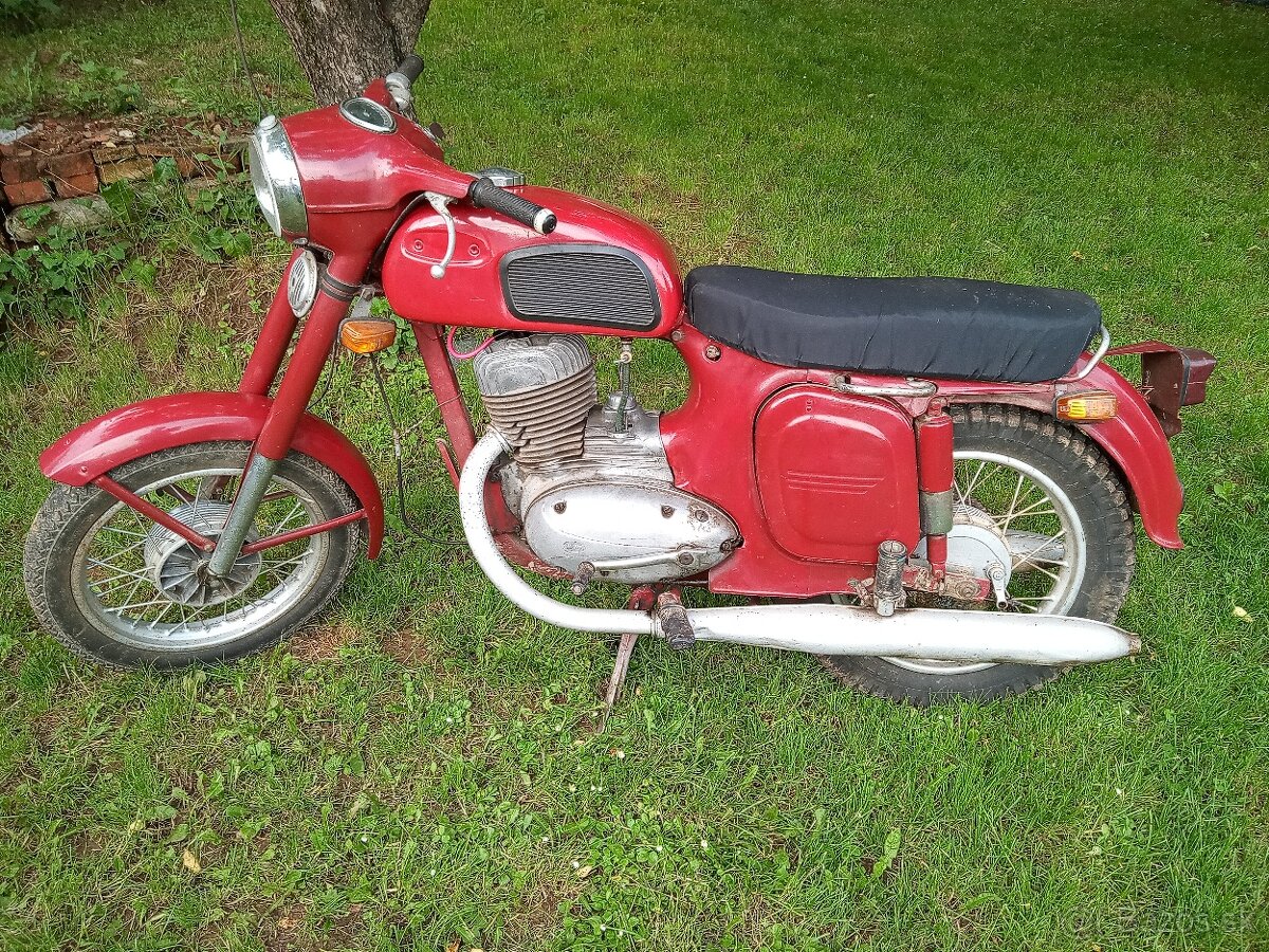 Jawa 250-592