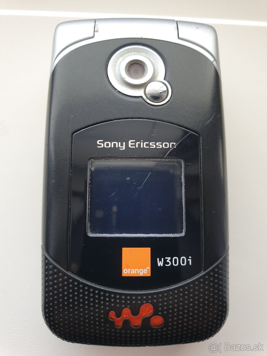 Predám Sony Ericson W300i...