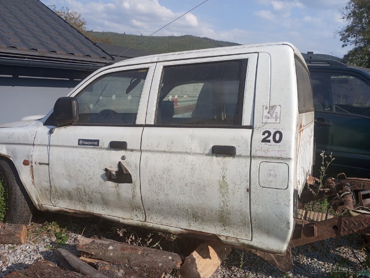 Mitsubishi L200 rozpredam