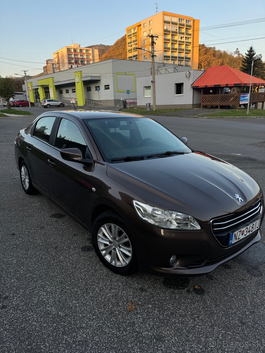 Peugeot 301