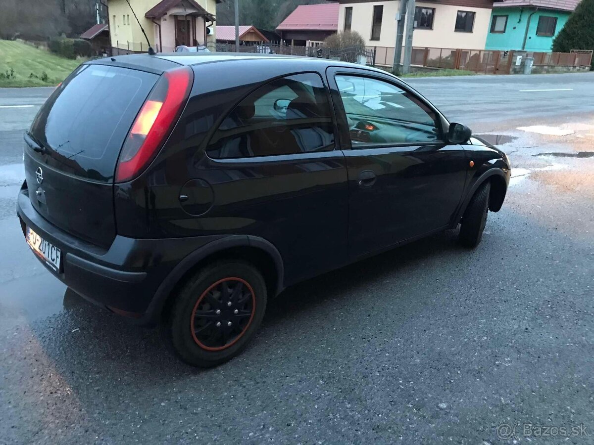 Opel corsa 1.0 benzin r.v 2006