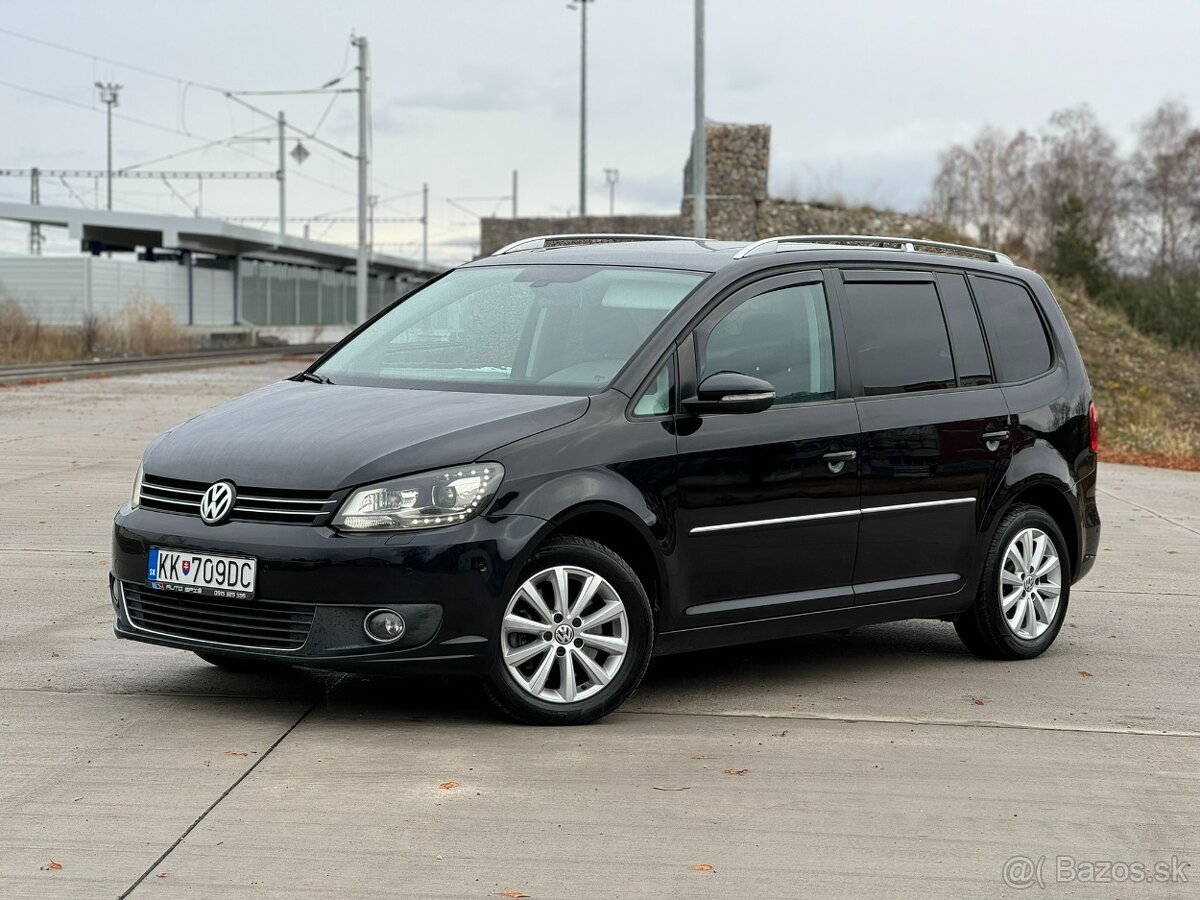 Volkswagen Touran 2.0 TDI DSG HIGHLINE XENON NAVI