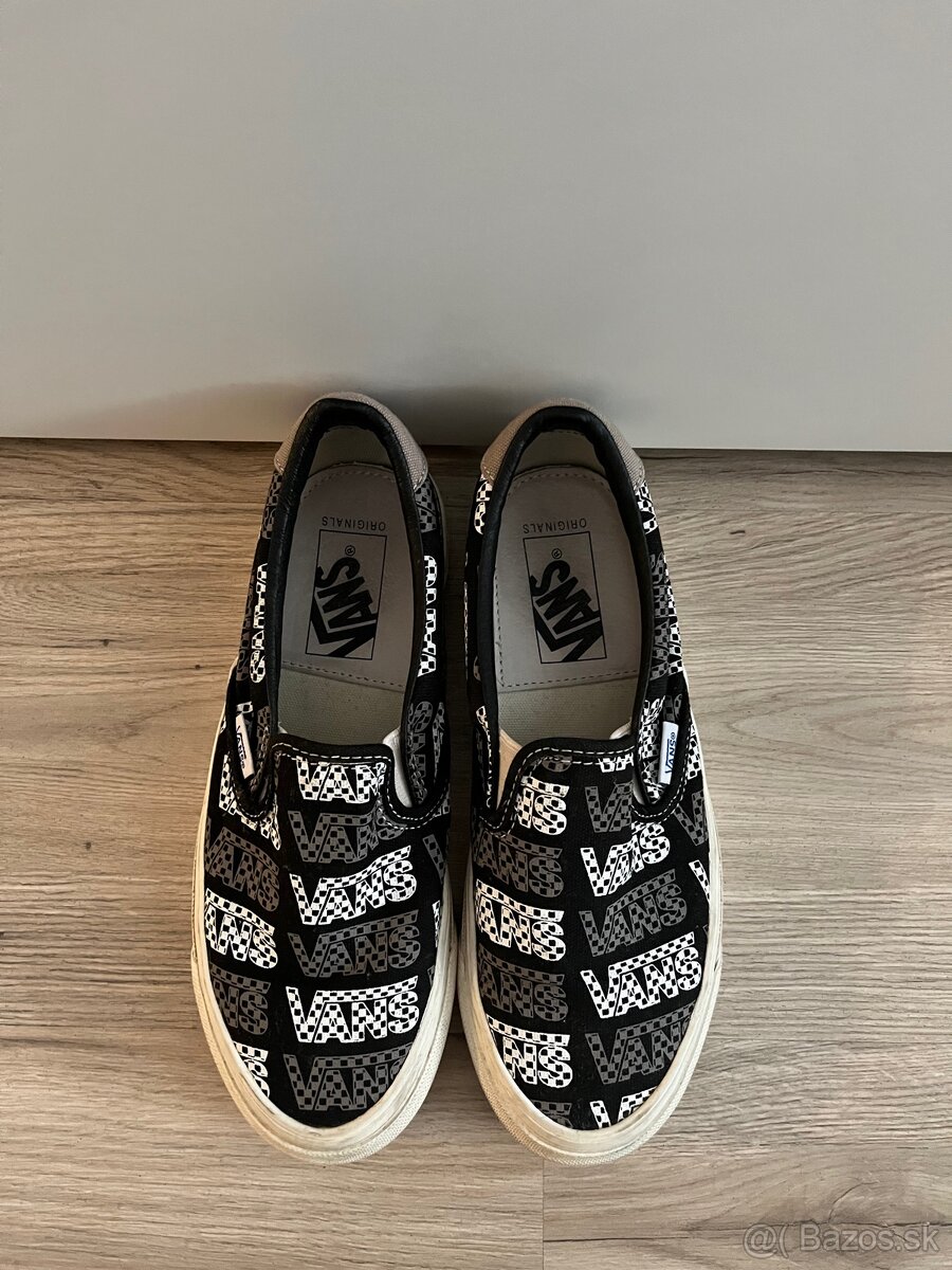 Vans slip-on