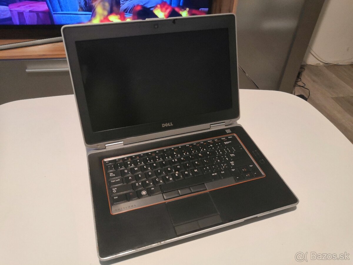 9. Dell Latitude E6420 na díly nebo v celku