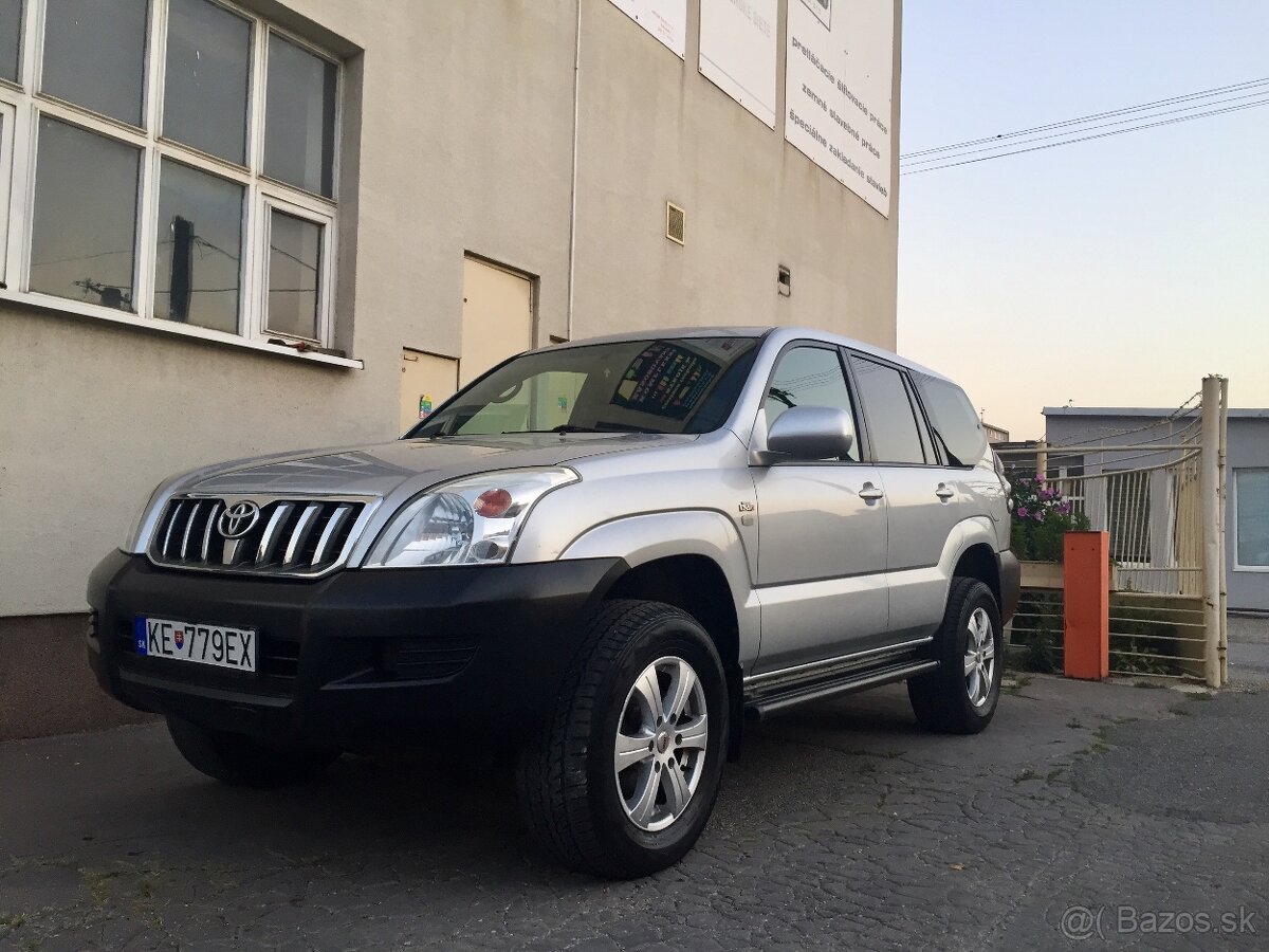 TOYOTA LAND CRUISER 3.0 D-4D