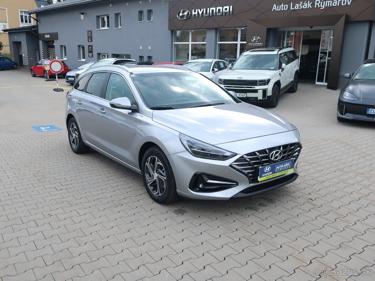 AKCE Hyundai i30 WG 1.5T-GDI MHEV SMART ZÁRUKA DPH