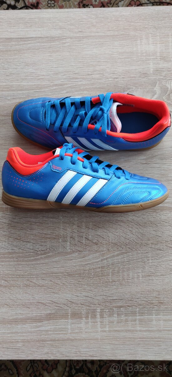 Adidas 11 Questra Pro