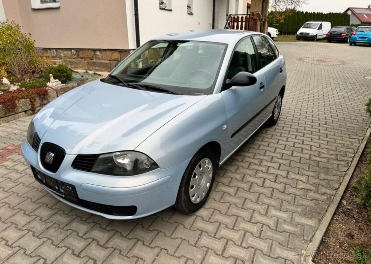 Seat Ibiza 1,4i/16V serviska , klimatiza benzín manuál 55 kw