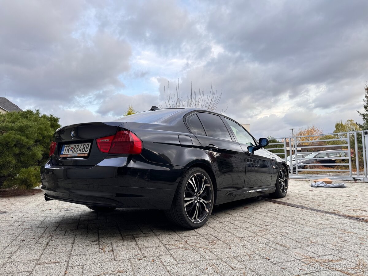 BMW E90 318D 2009 Facelift