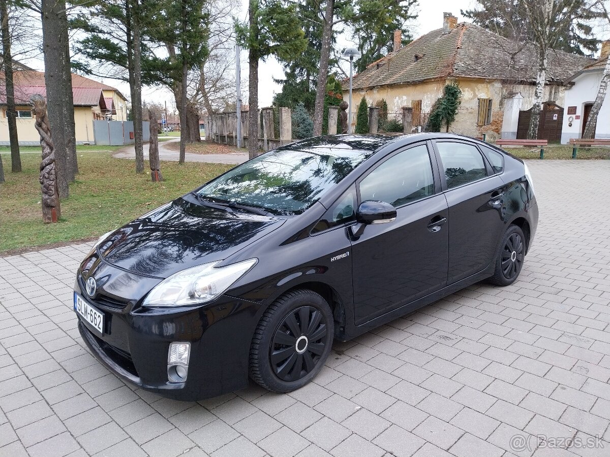 Toyota prius hybrid