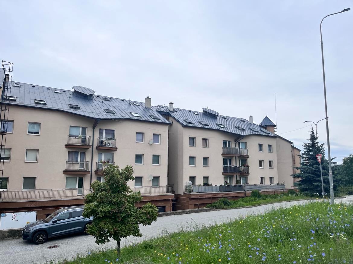 4 IZBOVÝ BYT, 120M2, KROSNIANSKÁ,FURČA, BALKÓN, GARÁŽ