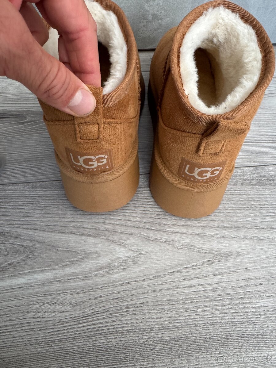 Ugg platform mini dámske čižmy 38  24,5CM NOVÉ