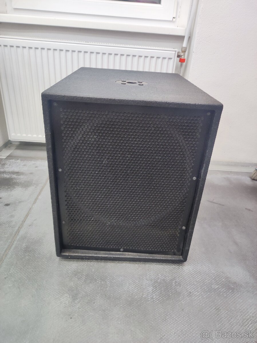 Aktívny subwoofer 1000W