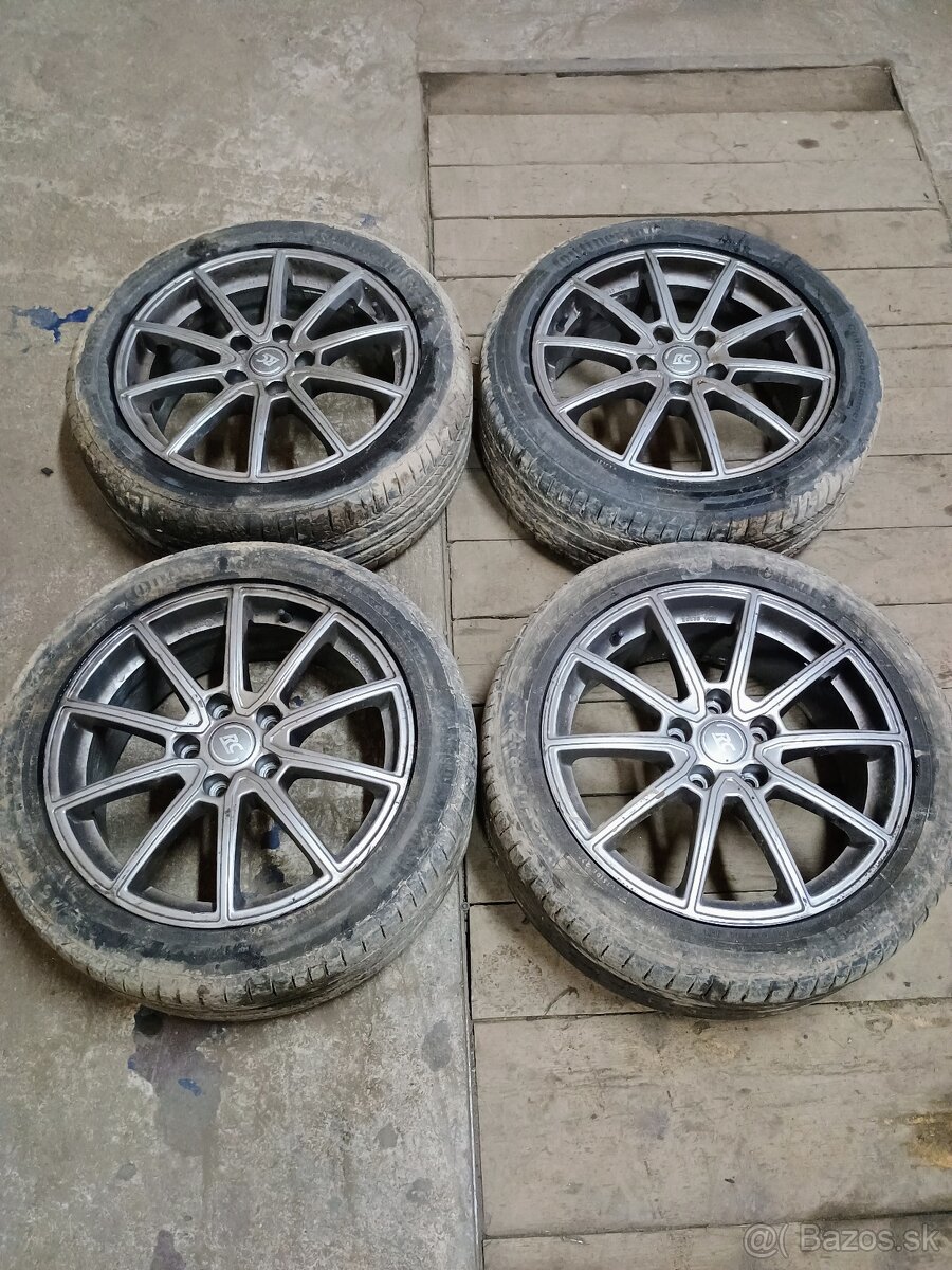 5x114.3 R17 elektróny Hyundai