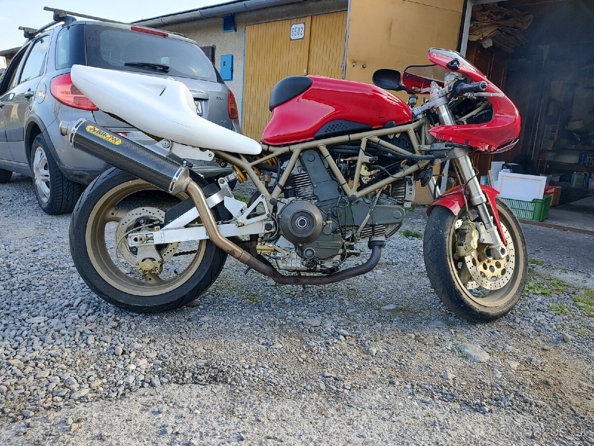 Ducati 900 SS i.e.