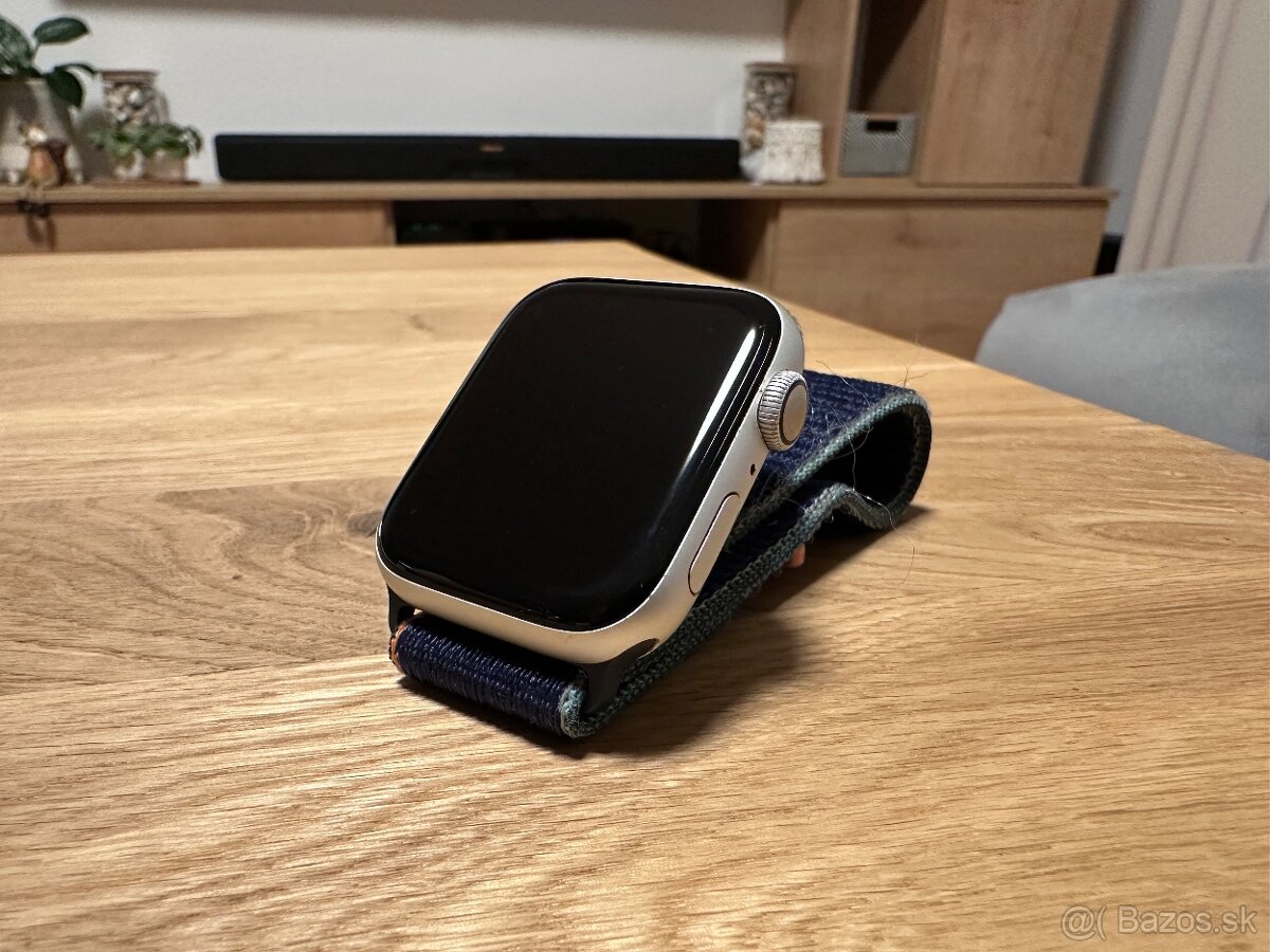 Apple watch 4