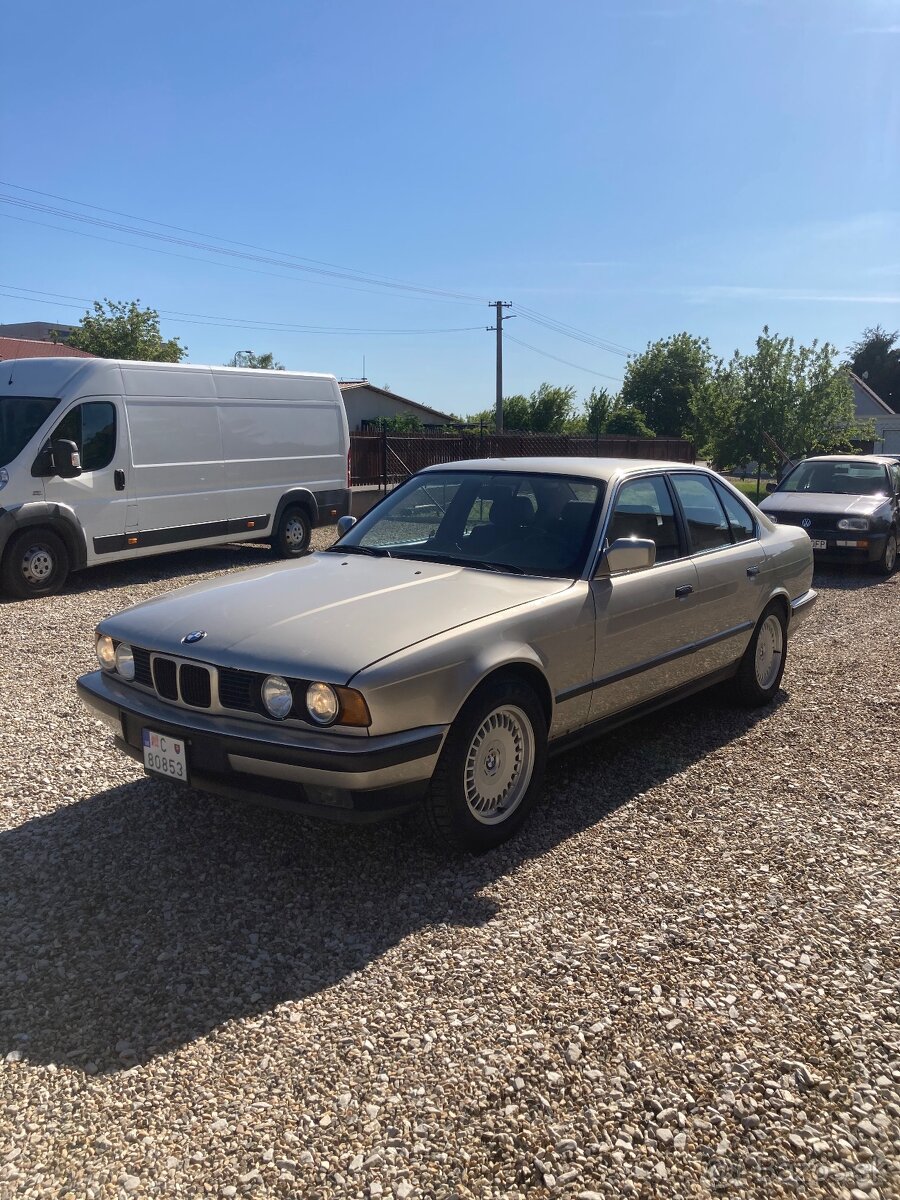 BMW 524td e34