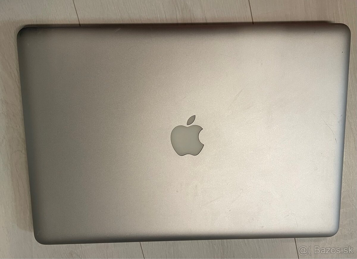 Apple MacBook Pro 15” A1286 - na náhradné diely