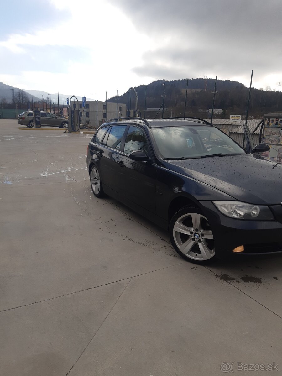 BMW e91 318i