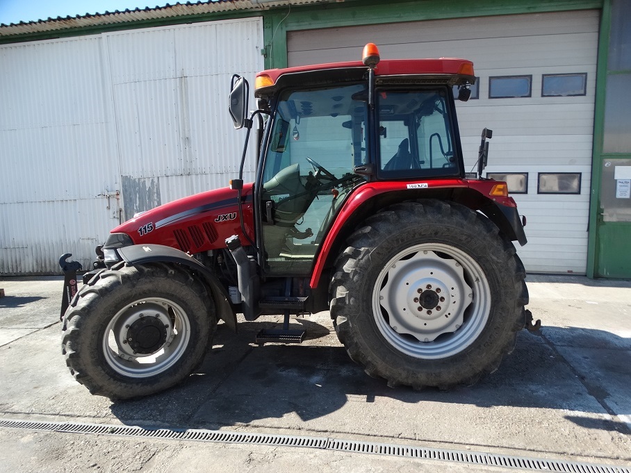 CASE IH 115 JXU