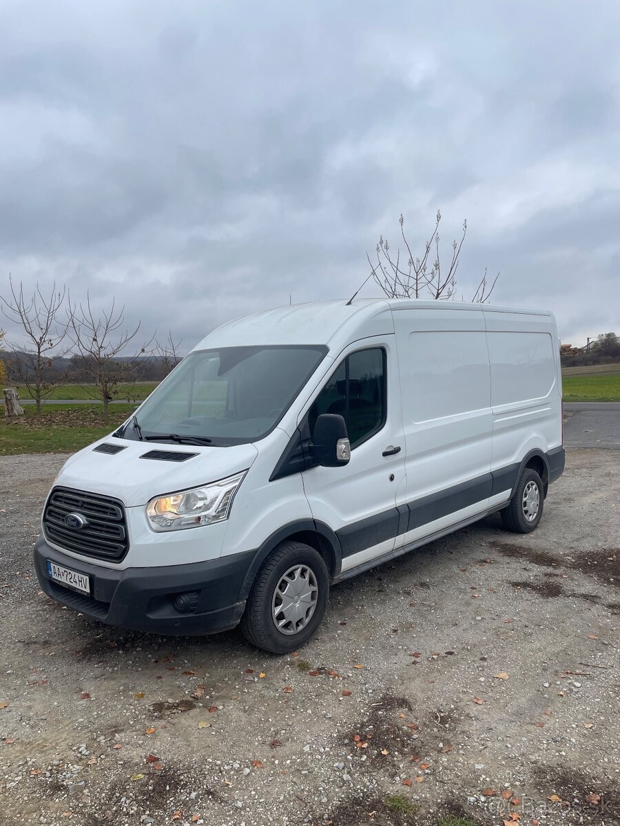 Ford Transit 2019 96kW 126tis km po servise, výbava, DPH