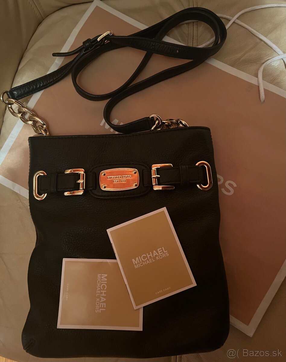 Michael Kors crossbody čierna a biela