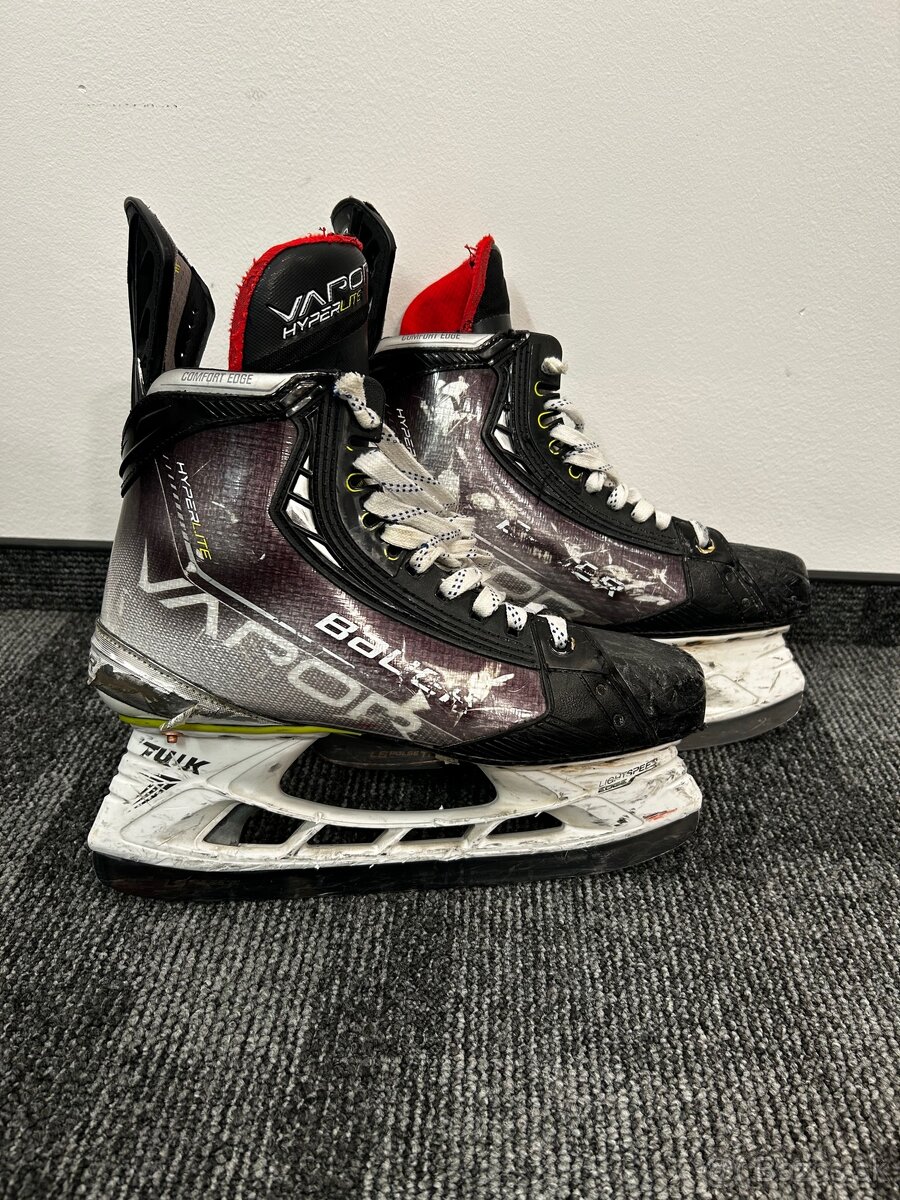 Bauer Korčule Hyperlite velkost 8 (fit 2)