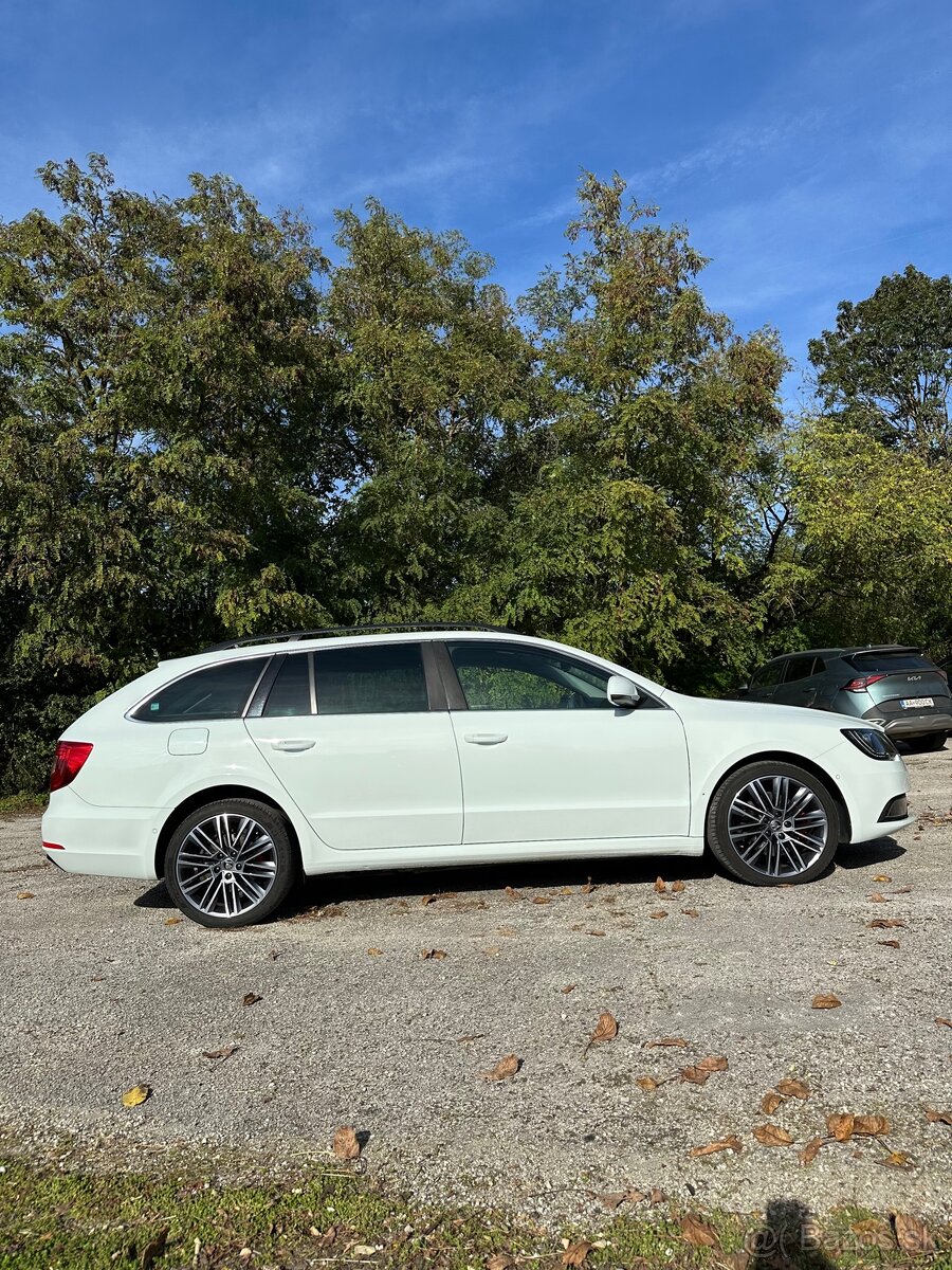 Škoda superb, octavia luxon 2