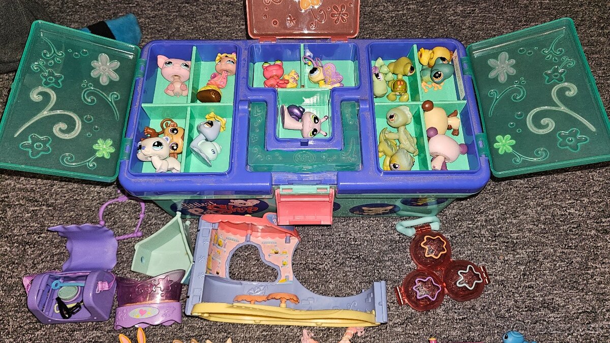 Littlest pet shop kufrík s zvieratá, príslušenstvo