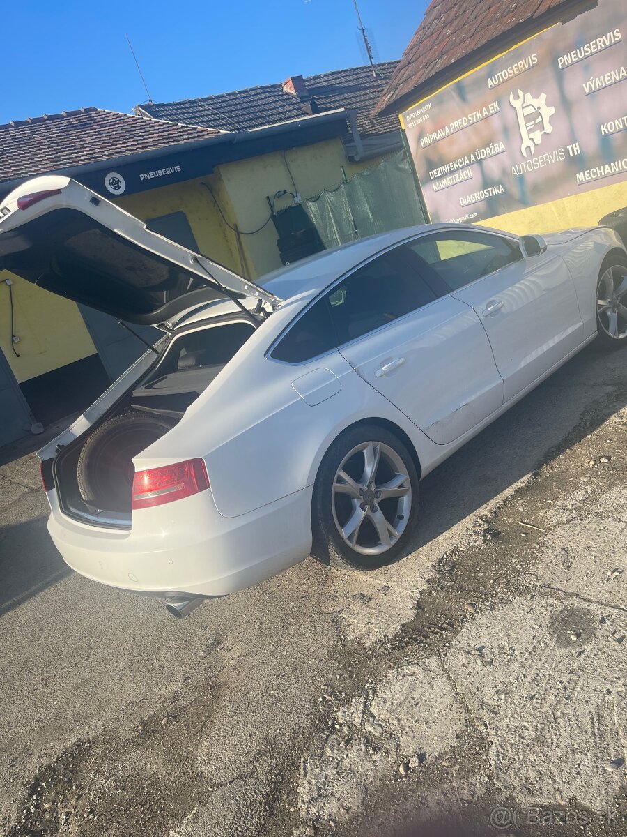 Predam audi a5 sportback rok2012 benzin2.0tfsi