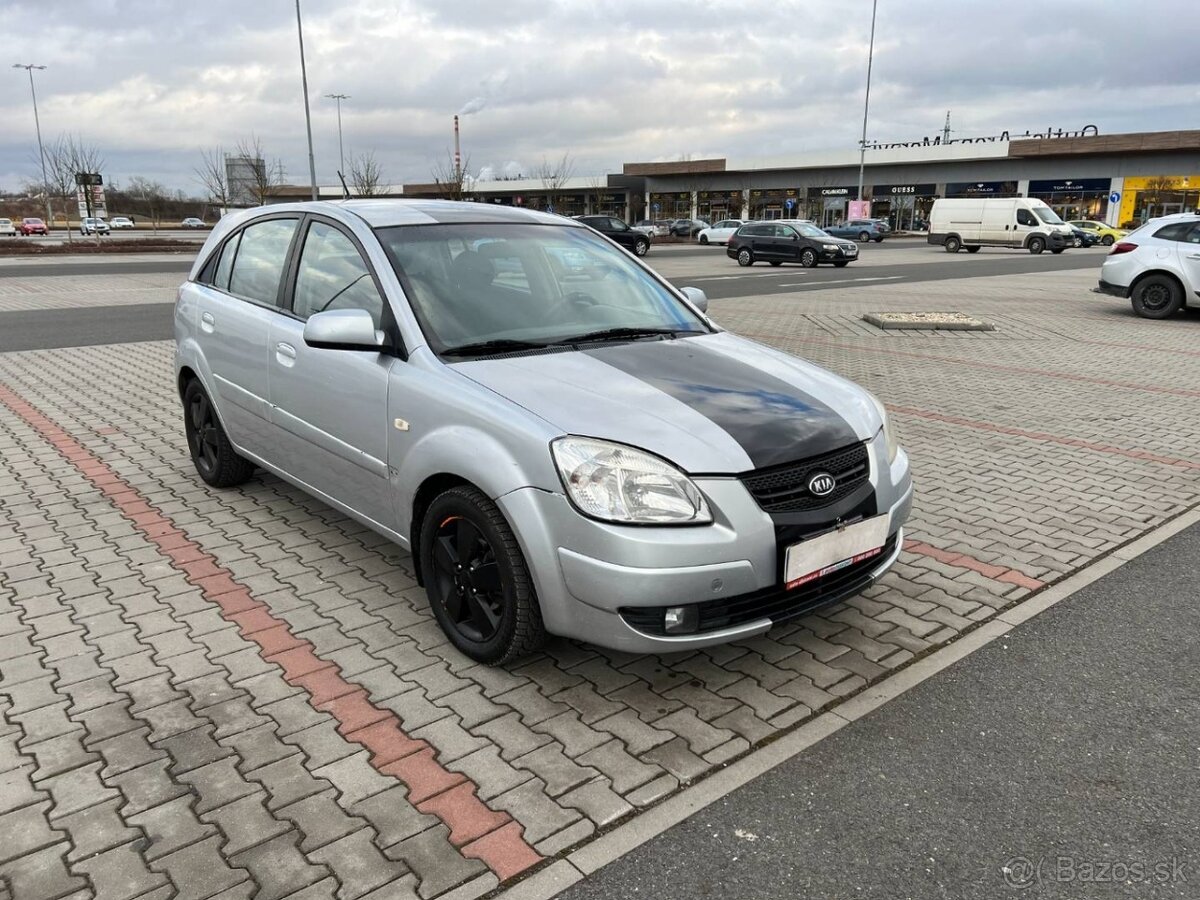 Kia Rio 1.4i 16V 71kw koup ČR naj. 136t digi klima