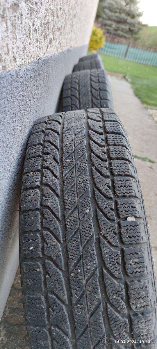 Pneumatiky disky 205/70 R15