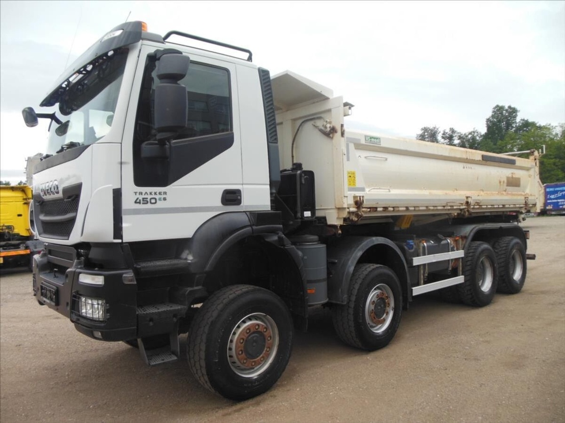 Iveco Trakker AD410T45, 8x8, Bordmat