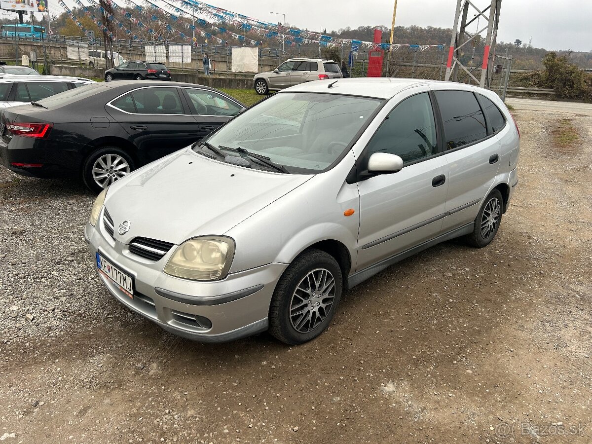 Nissan Almera Tino 1.8 Acenta