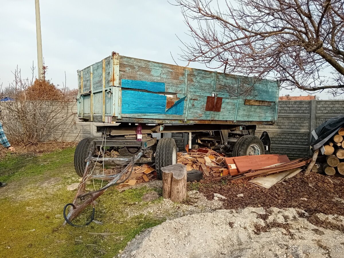 predám poľnohosp stroje a zariadenia