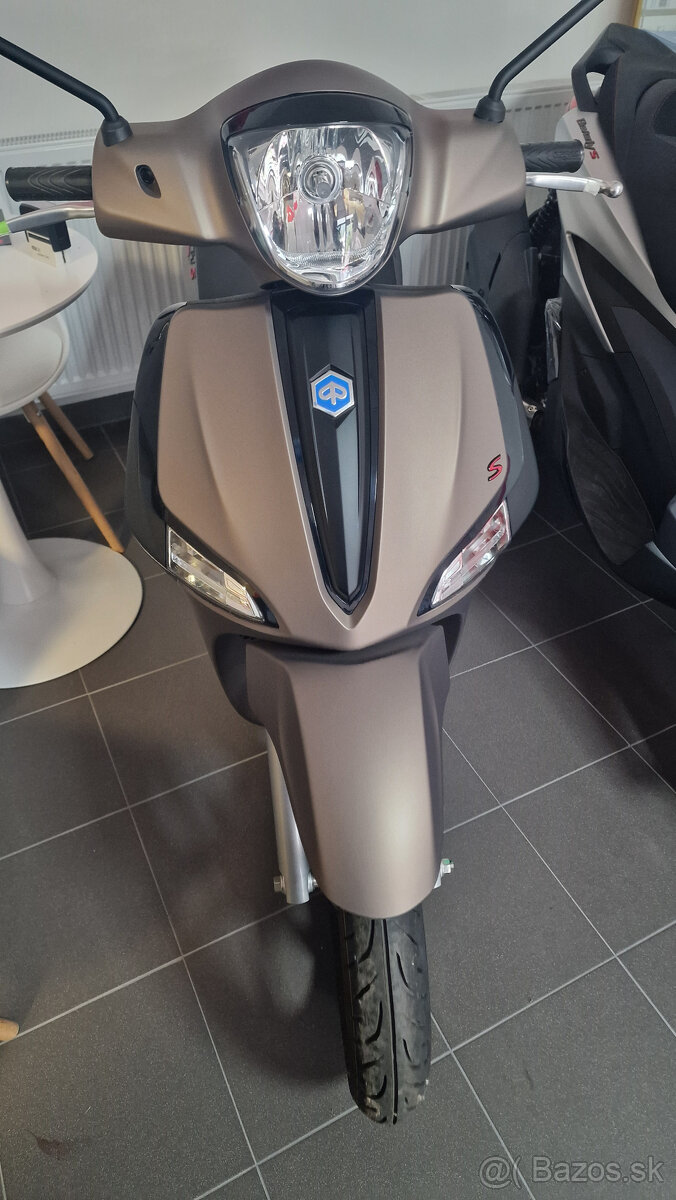 Piaggio Liberty S 125