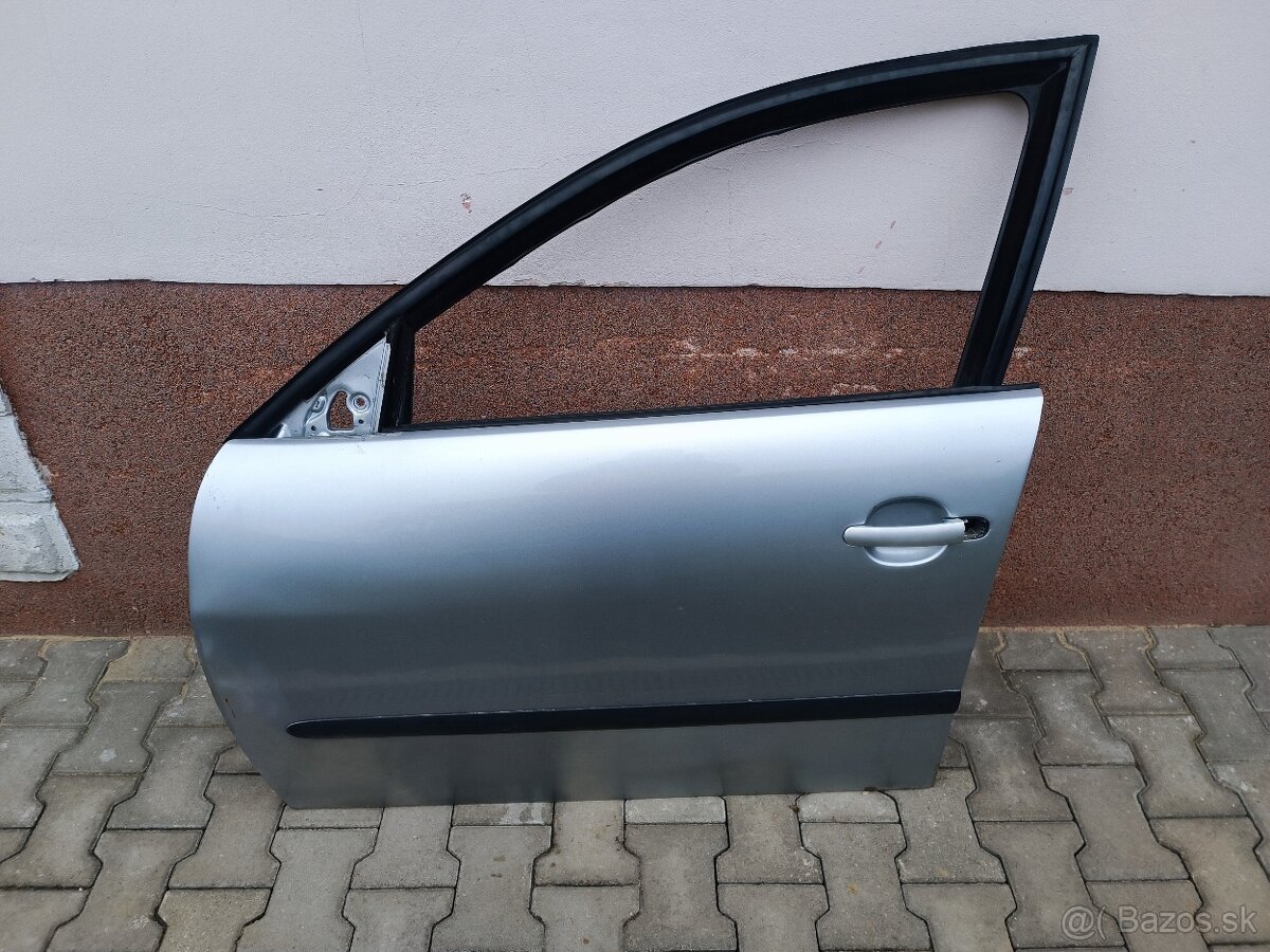 Predám predné dvere na Seat Ibiza 6L 2004.