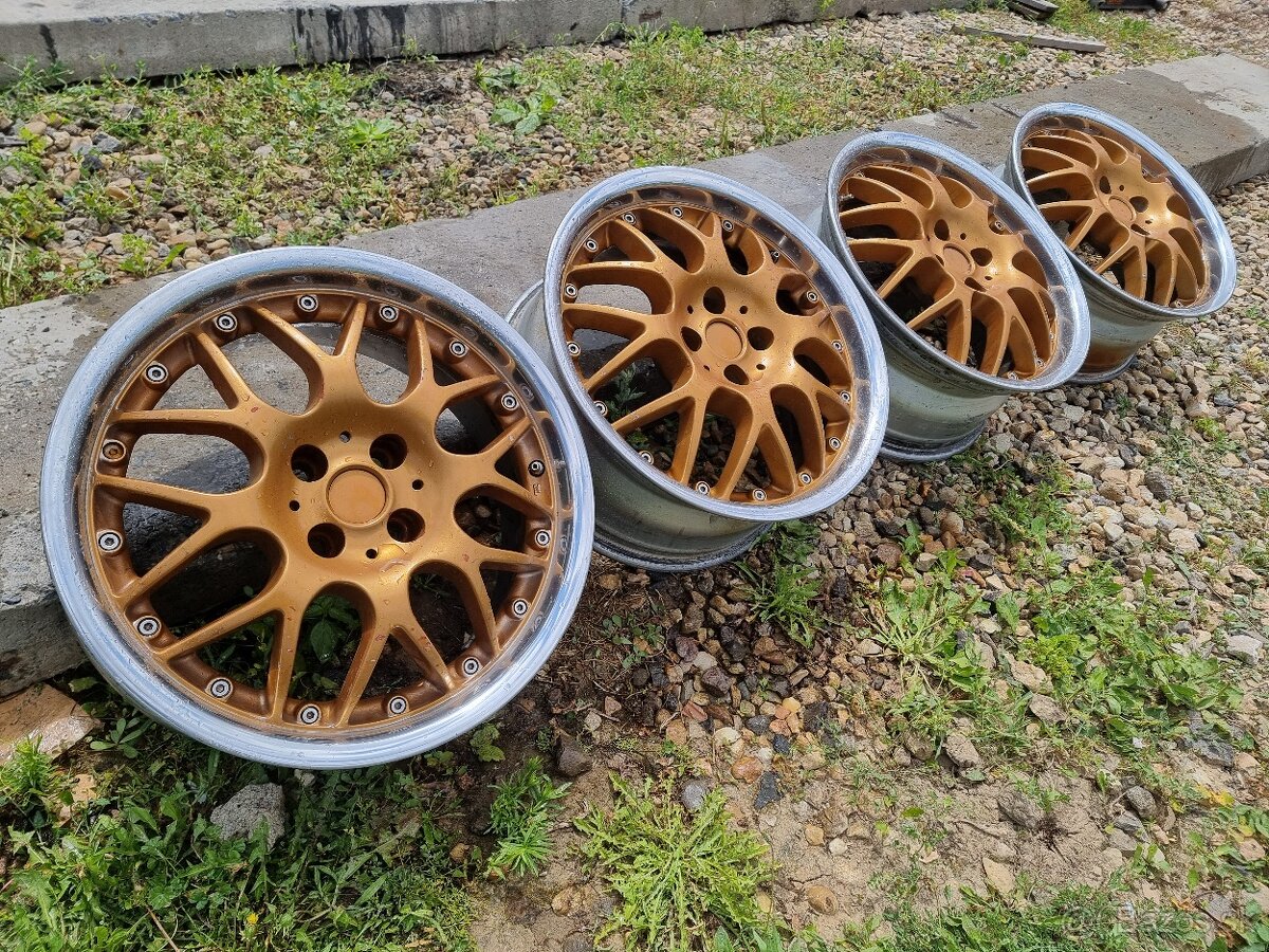 4x100 r17