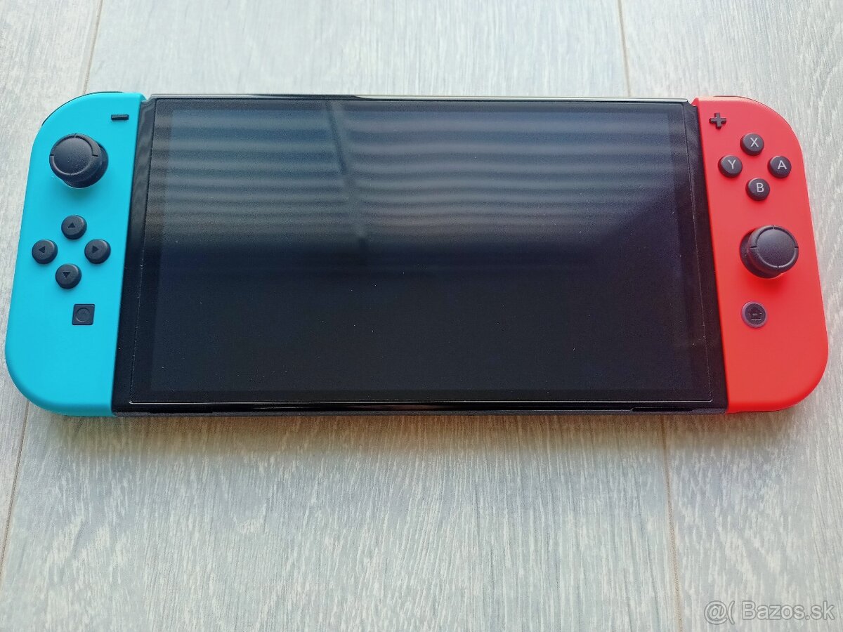 Nintendo Switch OLED konzola