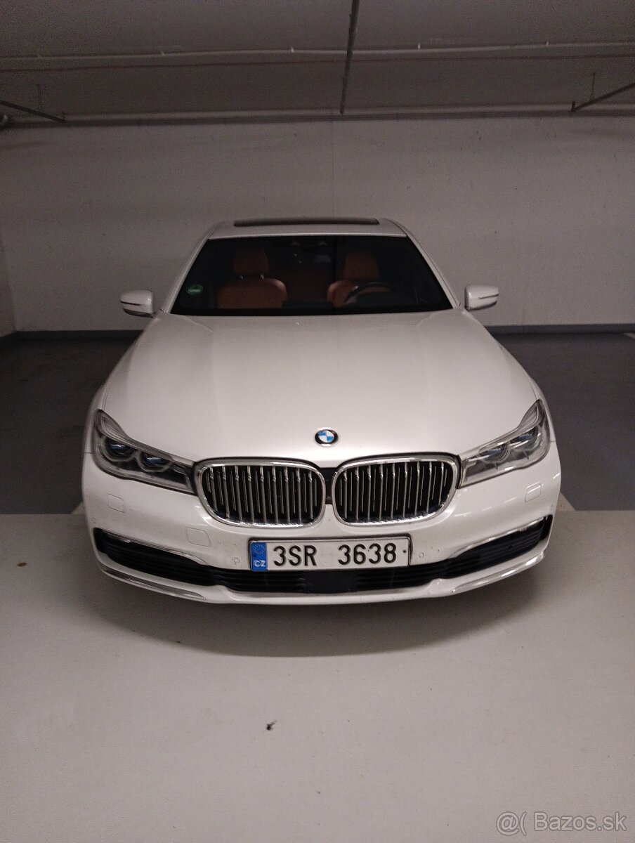 BMW 750i, 2016, 92400 km  TOP, Odpočet DPH